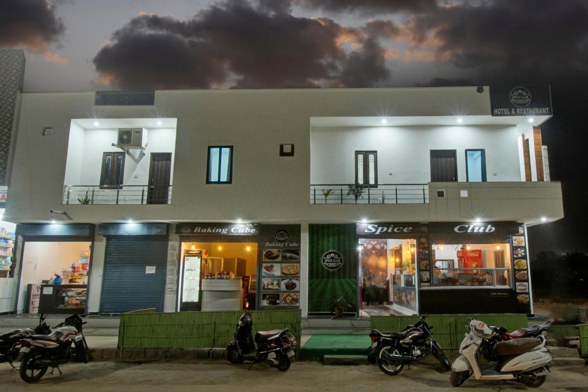 Hotel O Spice Club & Restaurant